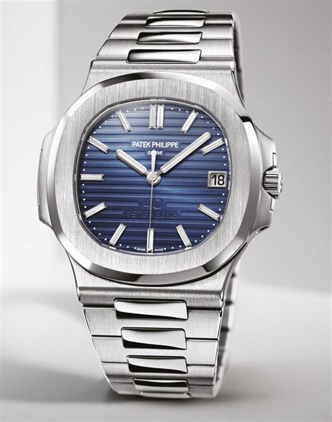 patek philippe nautilus 5711 цена|Patek Philippe Nautilus platinum 5711.